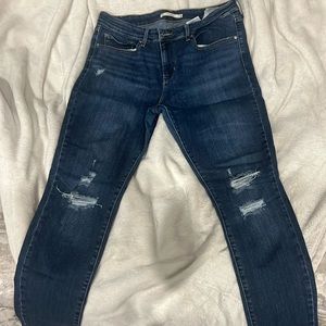 Levi 711 Skinny jeans